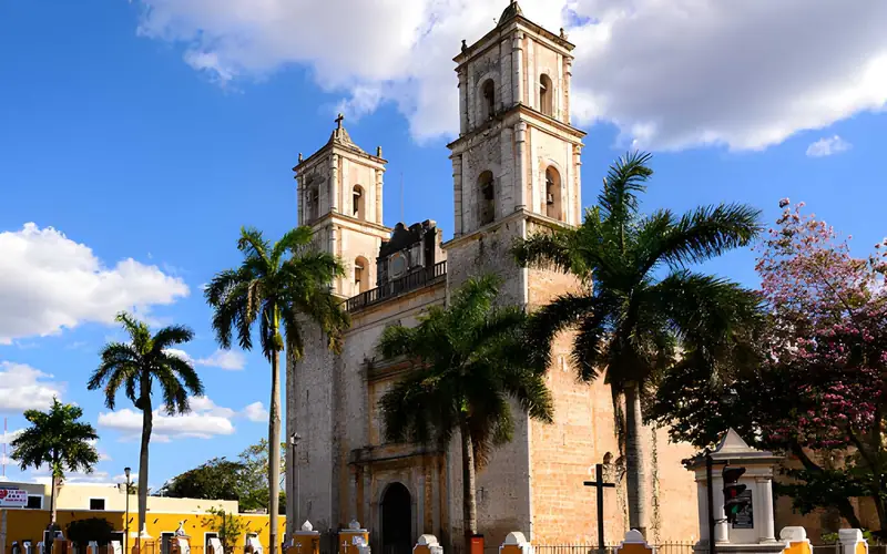 Tour a Chichén Itzá, Izamal y Valladolid — foto 4